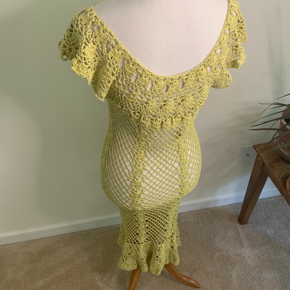 Handmade beautiful  crochet dress - Picture 6 of 8